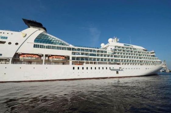 Na semana passada o navio M/S Seabourn Quest, do Caribe, aportou com 800 turistas em Manaus
