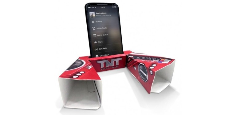 Embalagem de TNT Energy Drink vira amplificador de som