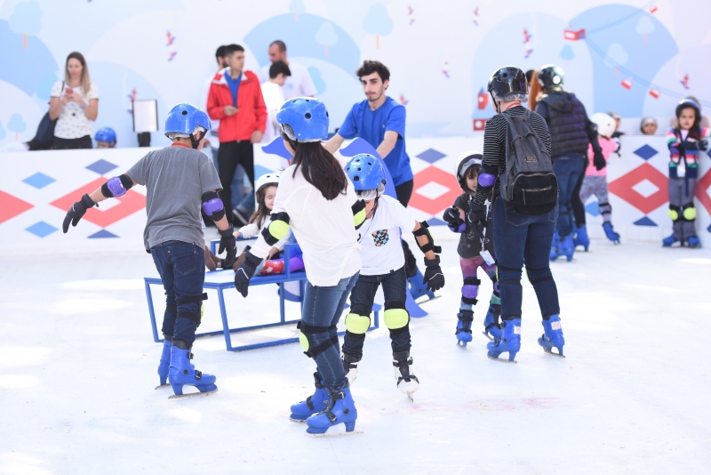 Iguatemi São Paulo promove Ice Village