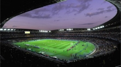 Japão vai realizar jogos-teste com público no estádio