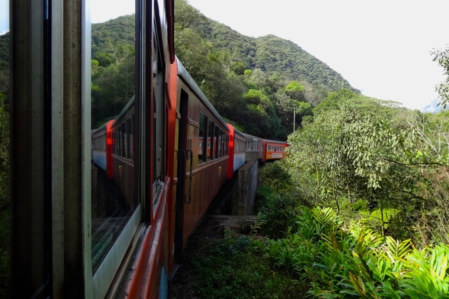 Serra Verde Express lança sua Campanha Outubro Rosa 2016