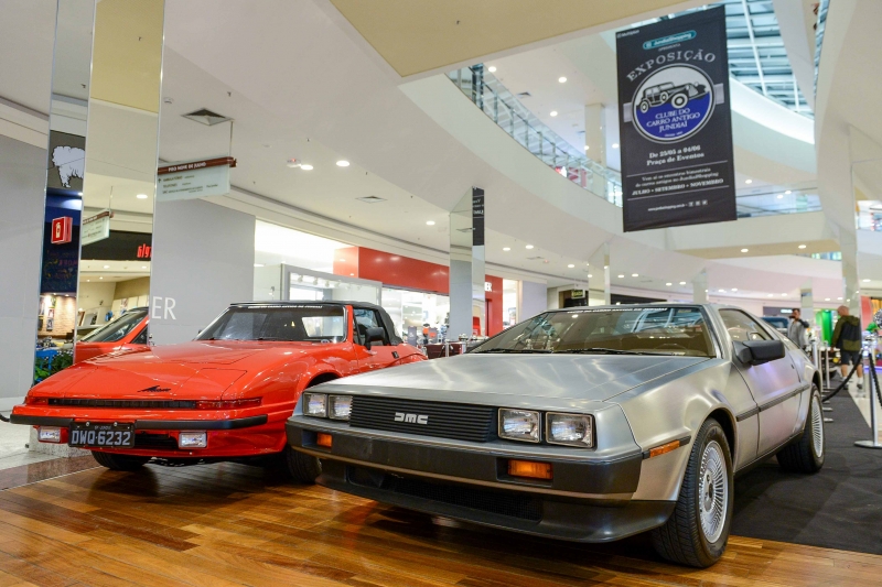 JundiaíShopping recebe exposição de carros antigos