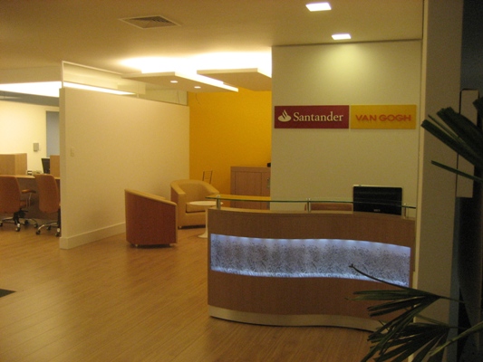 DIA desenvolve projeto de PDV para Santander DIA desenvolve projeto de PDV para Santander