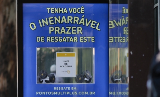 Produtos reais ativam Multiplus em pontos de ônibus Produtos reais ativam Multiplus em pontos de ônibus