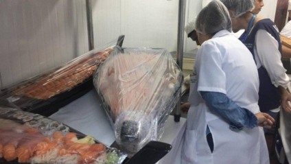 Procon e Vigilância Sanitária descartam alimentos em camarotes