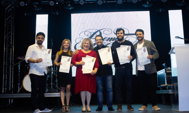 Nosotros e Terruá são premiadas no Colunistas Brasília