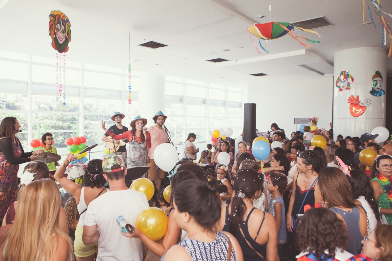 Bloco "Os Baianinhas" fecha o tradicional Bailinho de Carnaval do Boulevard Shopping BH