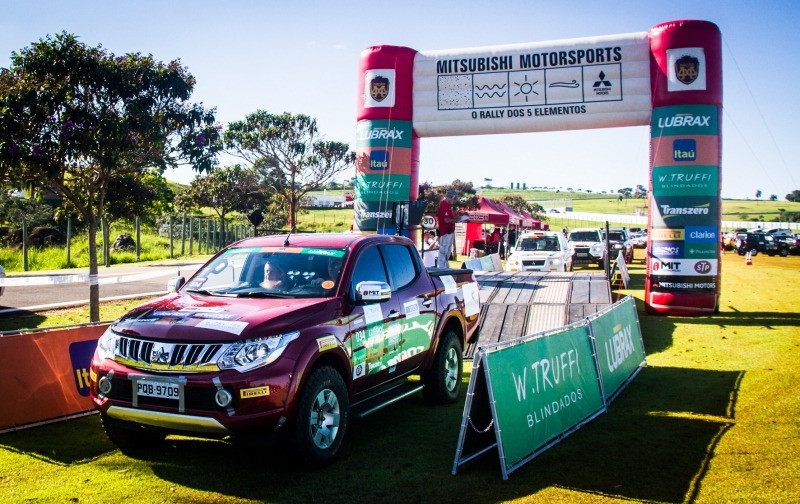 Etapa de Goiânia do rali de regularidade Mitsubishi Motorsports