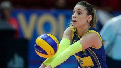 Autopass patrocina camisa de Camila Brait