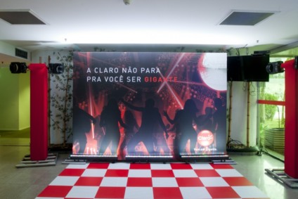 D.Mattos lado a lado com reposicionamento da Claro D.Mattos lado a lado com reposicionamento da Claro