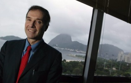 Eike Batista anuncia compra da Brasil 1