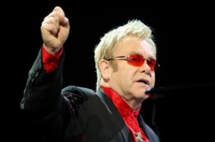 Show de Elton John servirá de evento teste para o Mineirão