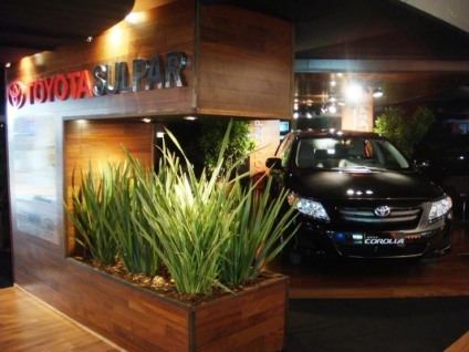 Toyota Sulpar apresenta novo Corolla na Feira de Gestão da FAE