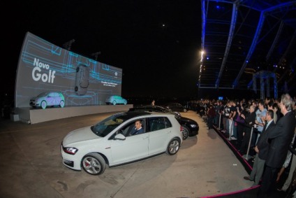 Volkswagen anuncia o novo Golf no Campo de Marte