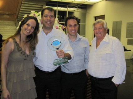Az4 Group conquista "Troféu Ponto Extra Apas"
