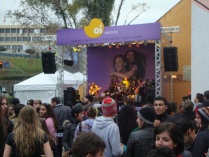 Mundo Livre e 98FM no Expressões Oi