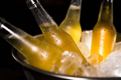 Dia da Cerveja: Ambev leva happy hour à casa do consumidor