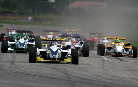 Oi e Fujioka patrocinam F3 Sul-americana