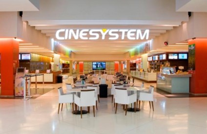 Cinesystem leva 150 crianças para sessão especial de cinema