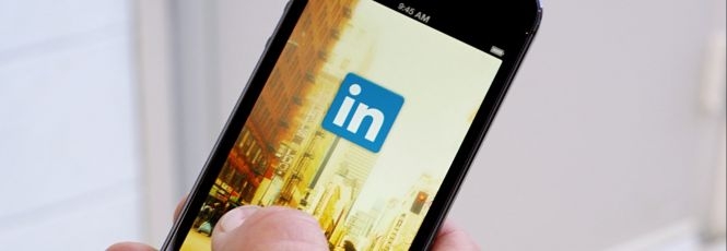 LinkedIn "turbina" app mobile com funções de conteúdo