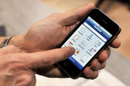 Mais de quatro mil funcionários do FB usam a versão mobile