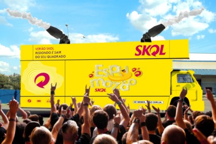 SKOL oferece blocos de rua com banho de espuma no pré e pós carnaval