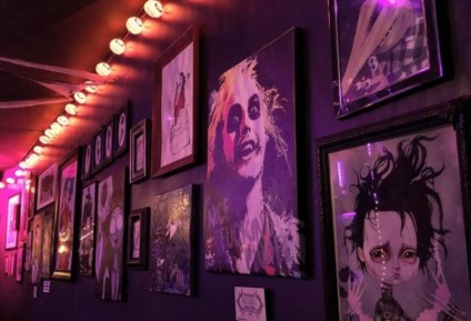 Bar inspirado no mundo de Tim Burton é inaugurado