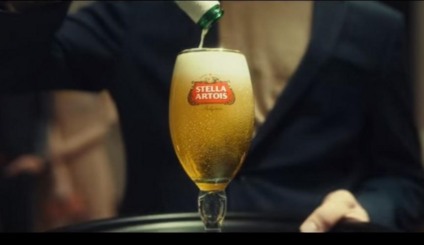 Nova campanha de Stella Artois tem a cara do verão europeu