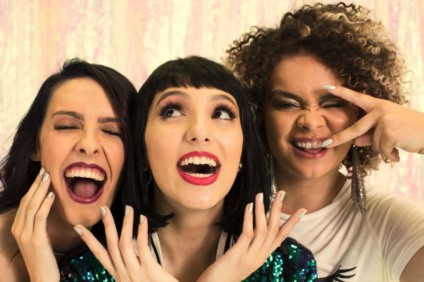 Risqué lança campanha em formato de videoclipe