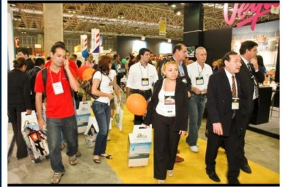 Accor "sorri com você" 