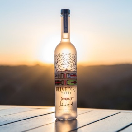 Belvedere Vodka e John Legend unem forças para combater a AIDS