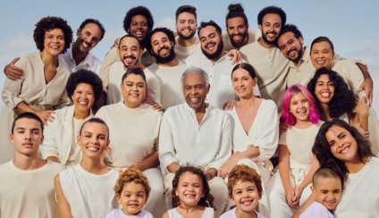 Hering reúne família Gil para celebrar a cultura brasileira no Natal