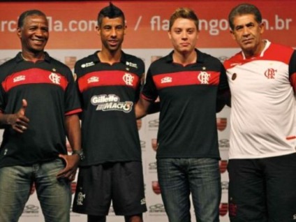 Flamengo realiza evento para lançar terceiro uniforme