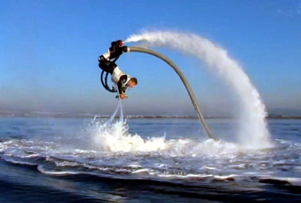 Na mira da lei, Flyboard quer ser hit do verão