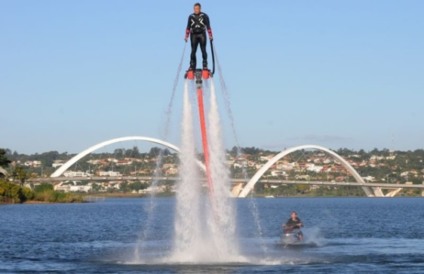 Flyboard chega ao Lago Paranoá