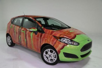 Ford transforma carro no Dia Internacional do Bacon
