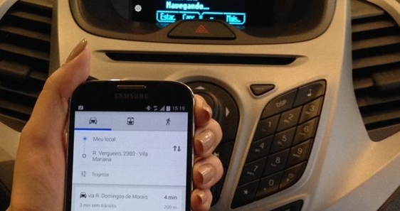 Novo app da Ford ajuda na procura de estacionamentos
