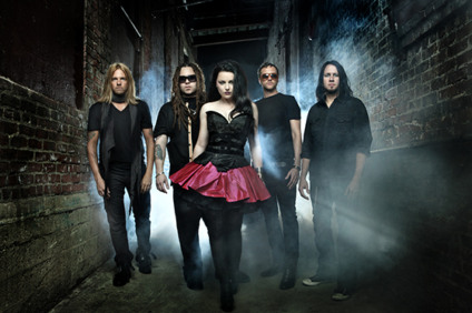 Evanescence chega a POA para turnê brasileira