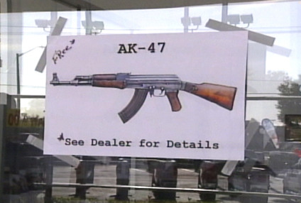 Rifle AK-47 foi brinde em ação promocional