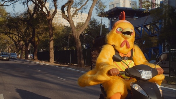 Motofrangos ativam serviço de delivery do Popeyes