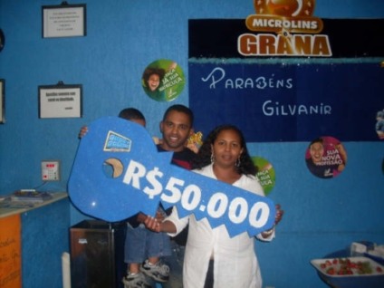 Show de Prêmios da Microlins entrega prêmio