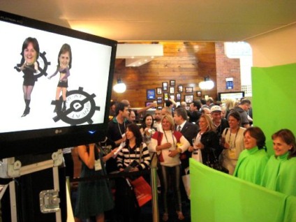 Dance Heads destaca estande da HDI Seguros