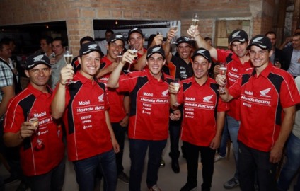 Honda comemora temporada com 34 títulos