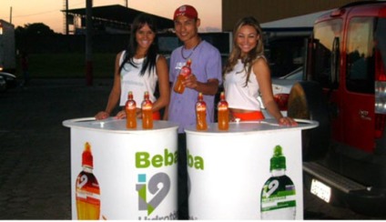 I9 e Cecia na torcida pelo “Coca-Cola Handebol"
