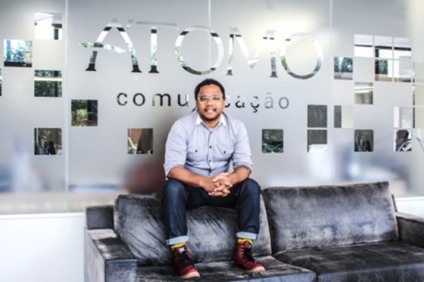 Átomo tem novo diretor de criação
