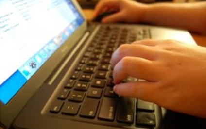 Internet supera TV como mídia preferida