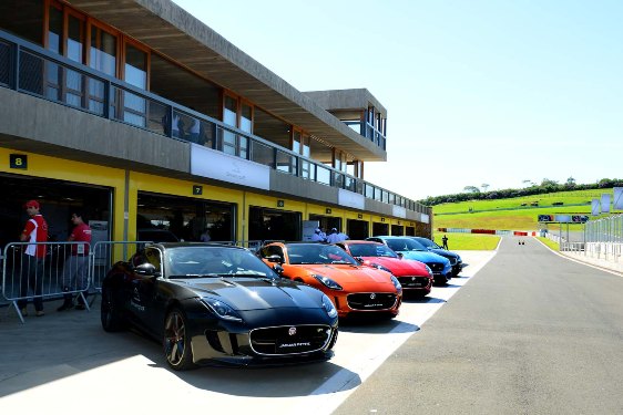 jaguar land rover 7