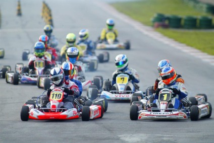 Estrelas se reúnem na Volta de Kart do Vale do Ribeira