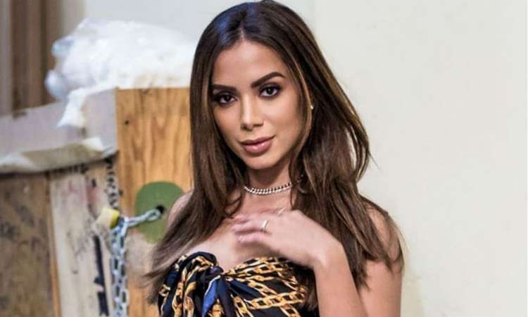 Rexona fecha parceria com Anitta