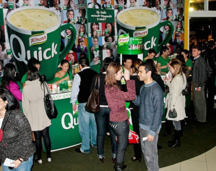 Knorr ativa novo produto em evento cultural